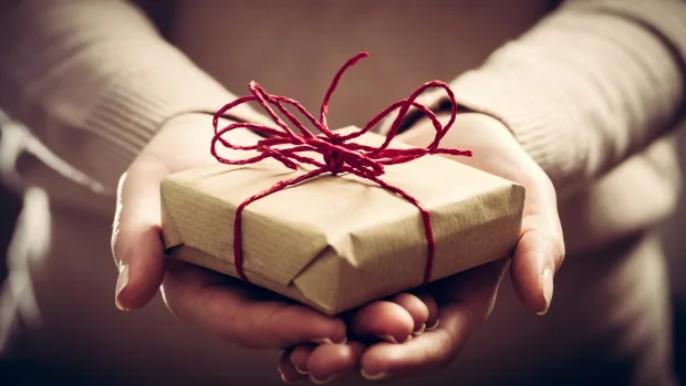 How Have Online Gifting Services Revolutionized Gift-Giving?